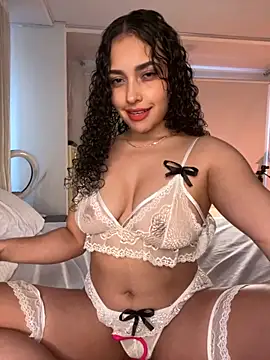 Lucy Marin online show from 16, 9, 2025