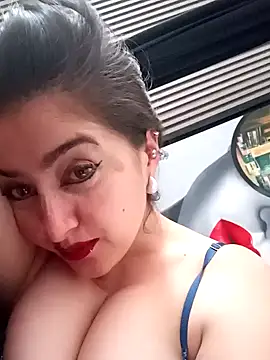 Cherry 1992 online show from 10, 12, 2024