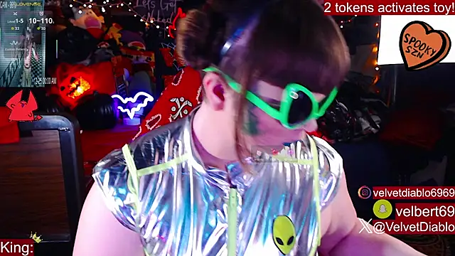 VelvetDiablo online show from 15, 10, 2025