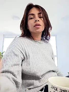 Snapshot of Ivanna2 chatting on 9, 10, 2025 Ivanna2 online show from 9, 10, 2025