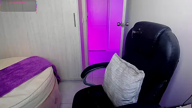 StacyConner online show from 2, 4, 2026