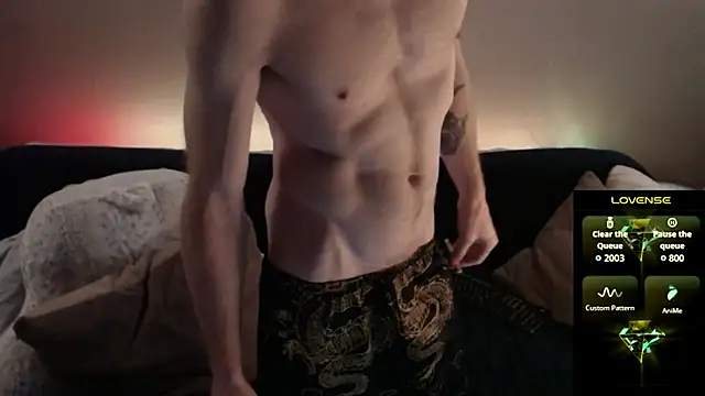 Snapshot of MaxRouger chatting on 15, 12, 2025 MaxRouger online show from 15, 12, 2025