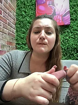 Snapshot of CandyShoopp chatting on 6, 3, 2025 CandyShoopp online show from 6, 3, 2025