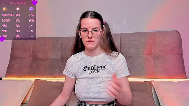 Snapshot of AriellaTesk chatting on 23, 2, 2025 AriellaTesk online show from 23, 2, 2025