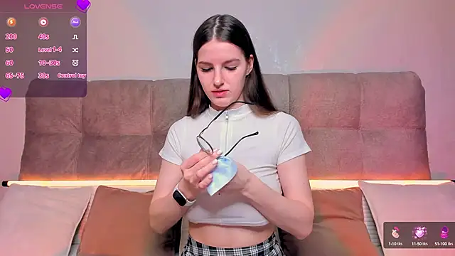 Snapshot of AriellaTesk chatting on 27, 2, 2025 AriellaTesk online show from 27, 2, 2025