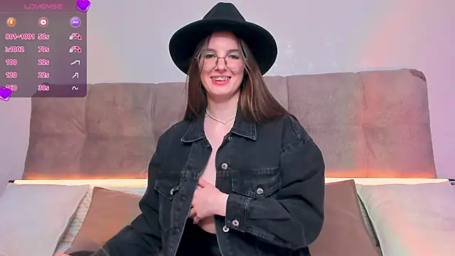 Snapshot of AriellaTesk chatting on 13, 3, 2025 AriellaTesk online show from 13, 3, 2025