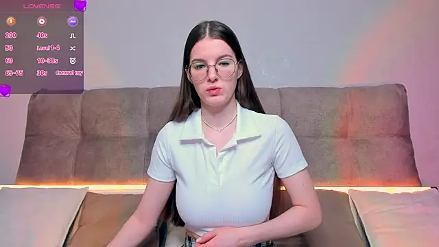 Snapshot of AriellaTesk chatting on 18, 3, 2025 AriellaTesk online show from 18, 3, 2025