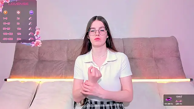 Snapshot of AriellaTesk chatting on 11, 9, 2025 AriellaTesk online show from 11, 9, 2025