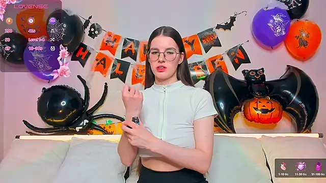 Snapshot of AriellaTesk chatting on 30, 10, 2025 AriellaTesk online show from 30, 10, 2025