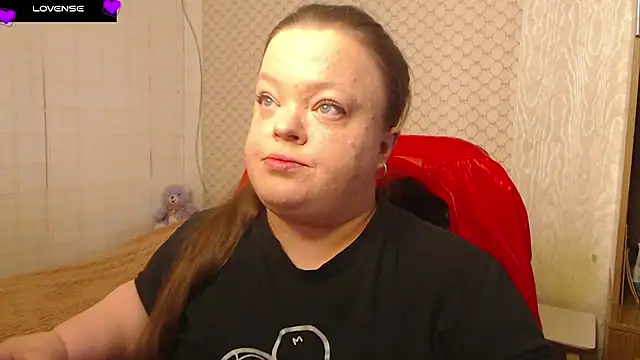 Snapshot of Janiffer_MiMi chatting on 13, 11, 2025 Janiffer MiMi online show from 13, 11, 2025