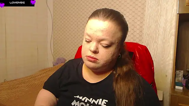 Snapshot of Janiffer_MiMi chatting on 15, 11, 2025 Janiffer MiMi online show from 15, 11, 2025