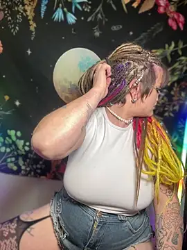 Snapshot of 1-800-FUCKYOU chatting on 6, 11, 2025 1-800-FUCKYOU online show from 6, 11, 2025