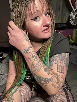 Snapshot of 1-800-FUCKYOU chatting on 27, 11, 2025 1-800-FUCKYOU online show from 27, 11, 2025