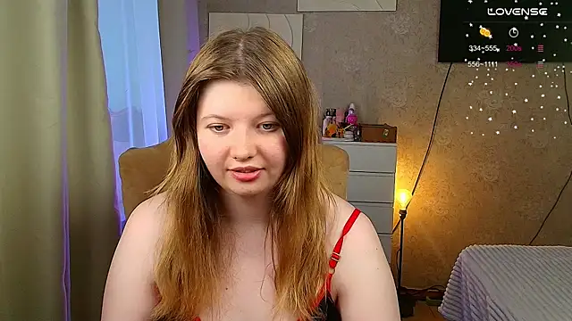 Vivian cutie online show from 10, 10, 2025