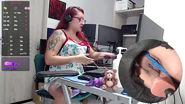 Snapshot of kyobiker chatting on 24, 11, 2025 kyobiker online show from 24, 11, 2025