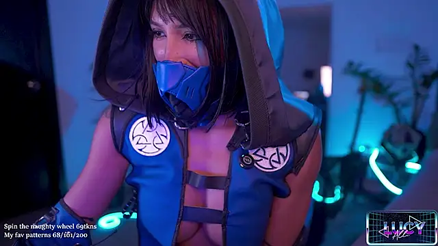 LucyAllenX online show from 28, 10, 2025