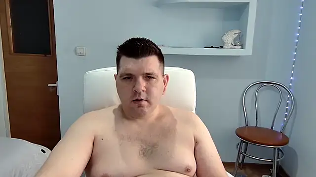 Snapshot of Basystem chatting on 4, 2, 2025 Basystem online show from 4, 2, 2025