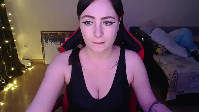 Laralianna online show from 8, 1, 2026