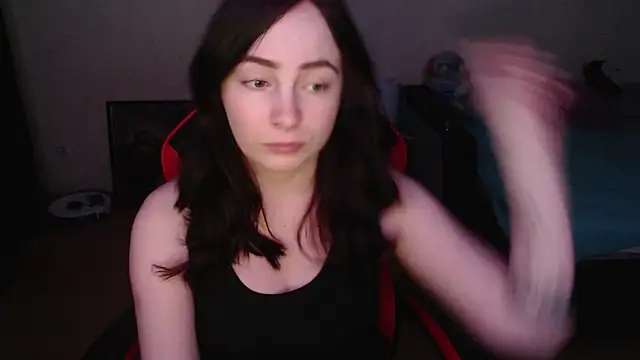 Snapshot of Laralianna chatting on 9, 3, 2026 Laralianna online show from 9, 3, 2026