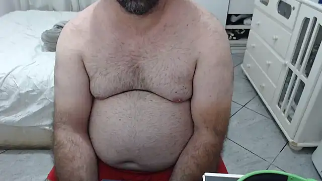 Snapshot of MysterBearMG chatting on 13, 10, 2025 MysterBearMG online show from 13, 10, 2025