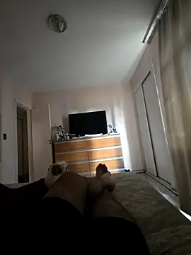 Snapshot of MysterBearMG chatting on 25, 10, 2025 MysterBearMG online show from 25, 10, 2025