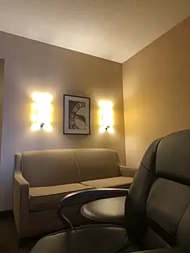 Lexi Shocker online show from 4, 3, 2025