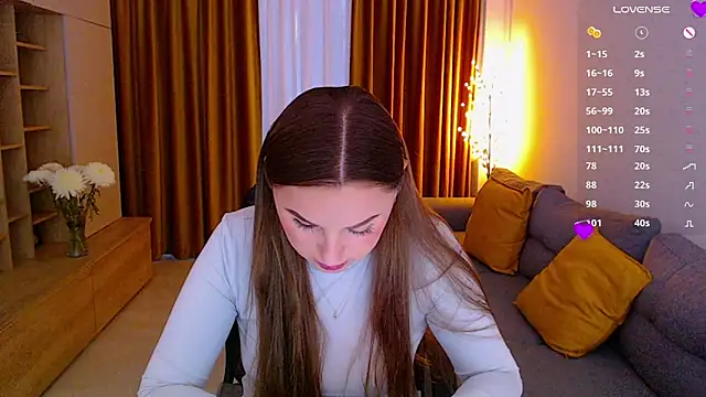  Mia Adams online show from 25, 10, 2025