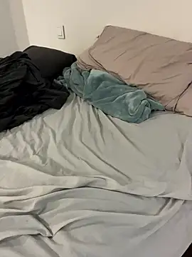 sweeti Em online show from 13, 1, 2026