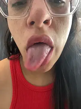 Snapshot of Ninnfa chatting on 20, 10, 2025 Ninnfa online show from 20, 10, 2025