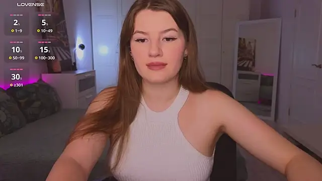 Snapshot of alwaysfrida chatting on 17, 12, 2025 alwaysfrida online show from 17, 12, 2025