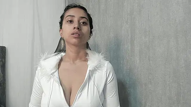 Valentinne z online show from 24, 12, 2024