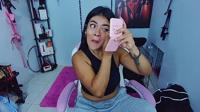 Hannah-grace online show from 6, 10, 2025