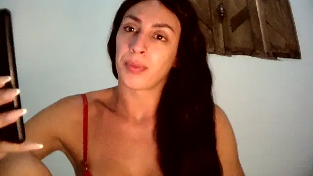 Snapshot of AlexiaDuucan chatting on 23, 2, 2025 AlexiaDuucan online show from 23, 2, 2025