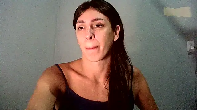 Snapshot of AlexiaDuucan chatting on 16, 11, 2025 AlexiaDuucan online show from 16, 11, 2025