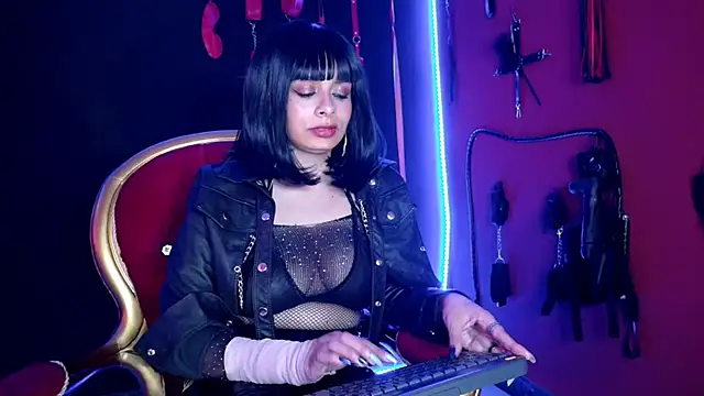 amy-mistress online show from 18, 1, 2026