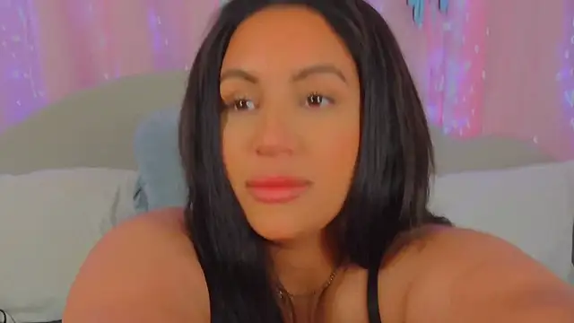 MeghanXO online show from 3, 12, 2024