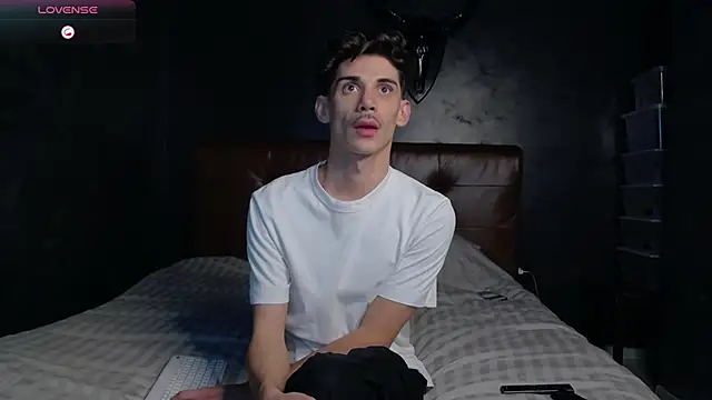 DanielCrush1 online show from 25, 11, 2025