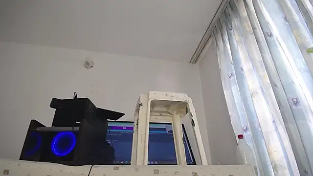 eolicasex online show from 21, 1, 2025