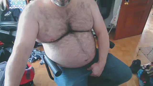 mikeyhotbear online show from 21, 1, 2025