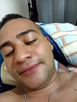 EISONREINA11 online show from 28, 10, 2025