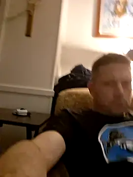 Snapshot of curiouscock38 chatting on 15, 10, 2025 curiouscock38 online show from 15, 10, 2025