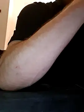 Snapshot of curiouscock38 chatting on 24, 10, 2025 curiouscock38 online show from 24, 10, 2025