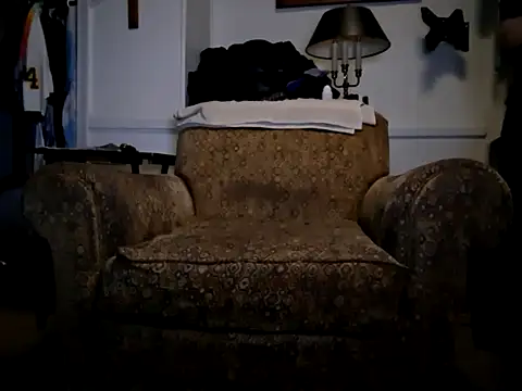 Snapshot of curiouscock38 chatting on 4, 12, 2025 curiouscock38 online show from 4, 12, 2025