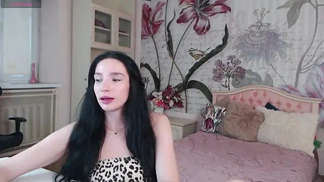 AliciaBow online show from 11, 10, 2025