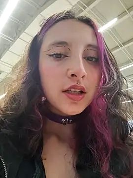  Laary online show from 18, 10, 2025