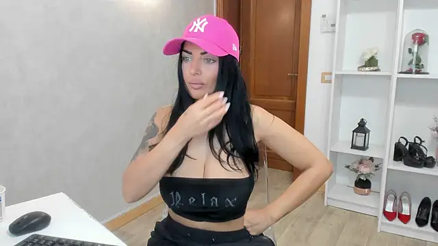 ElisaBaxter online show from 28, 9, 2025