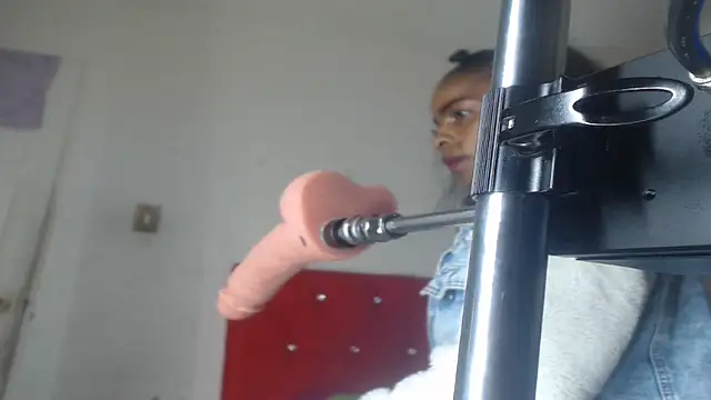 Snapshot of Devill_x chatting on 11, 3, 2026 Devill x online show from 11, 3, 2026