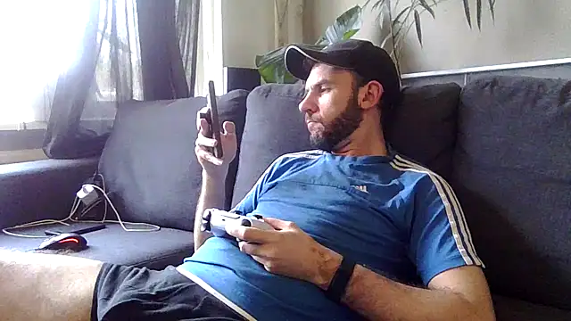 MckyD1cky online show from 31, 1, 2025