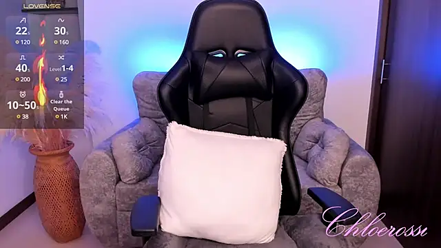 Snapshot of chloerossi chatting on 13, 2, 2025 chloerossi online show from 13, 2, 2025