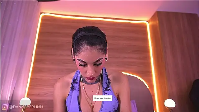 danna berlin  online show from 10, 2, 2026